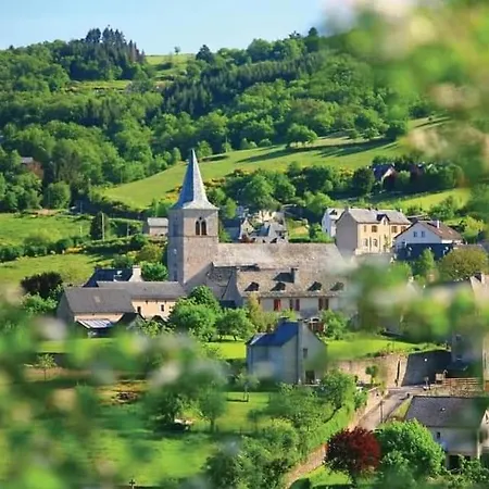Semesterbostad Gite De L'ancienne Ecole D'espeyrac